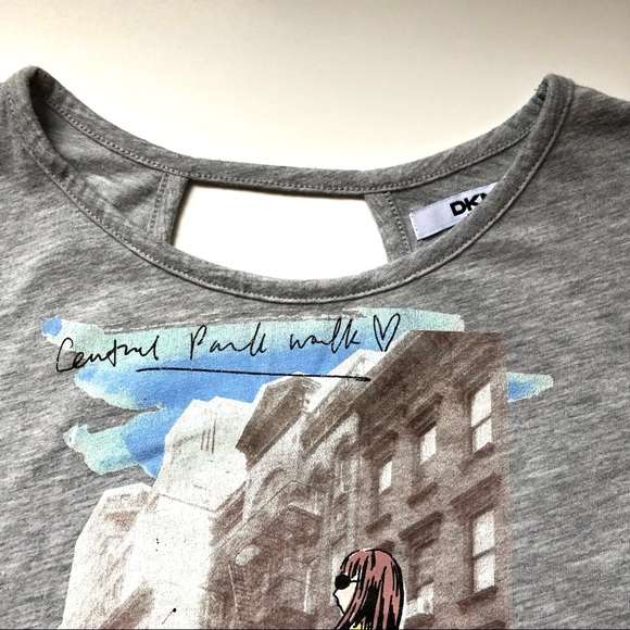 DKNY Girls S/S Graphic T shirt - M - - Picture 3 of 9
